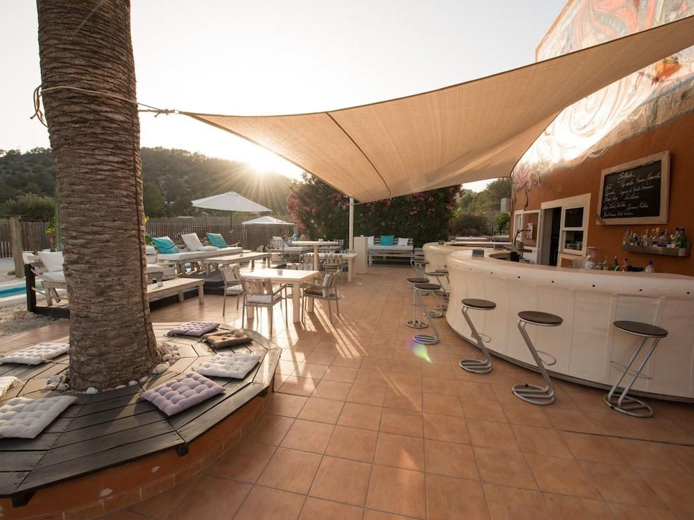 Boutique Hostal La Curandera De Salinas Sant Francesc de s'Estany Екстериор снимка