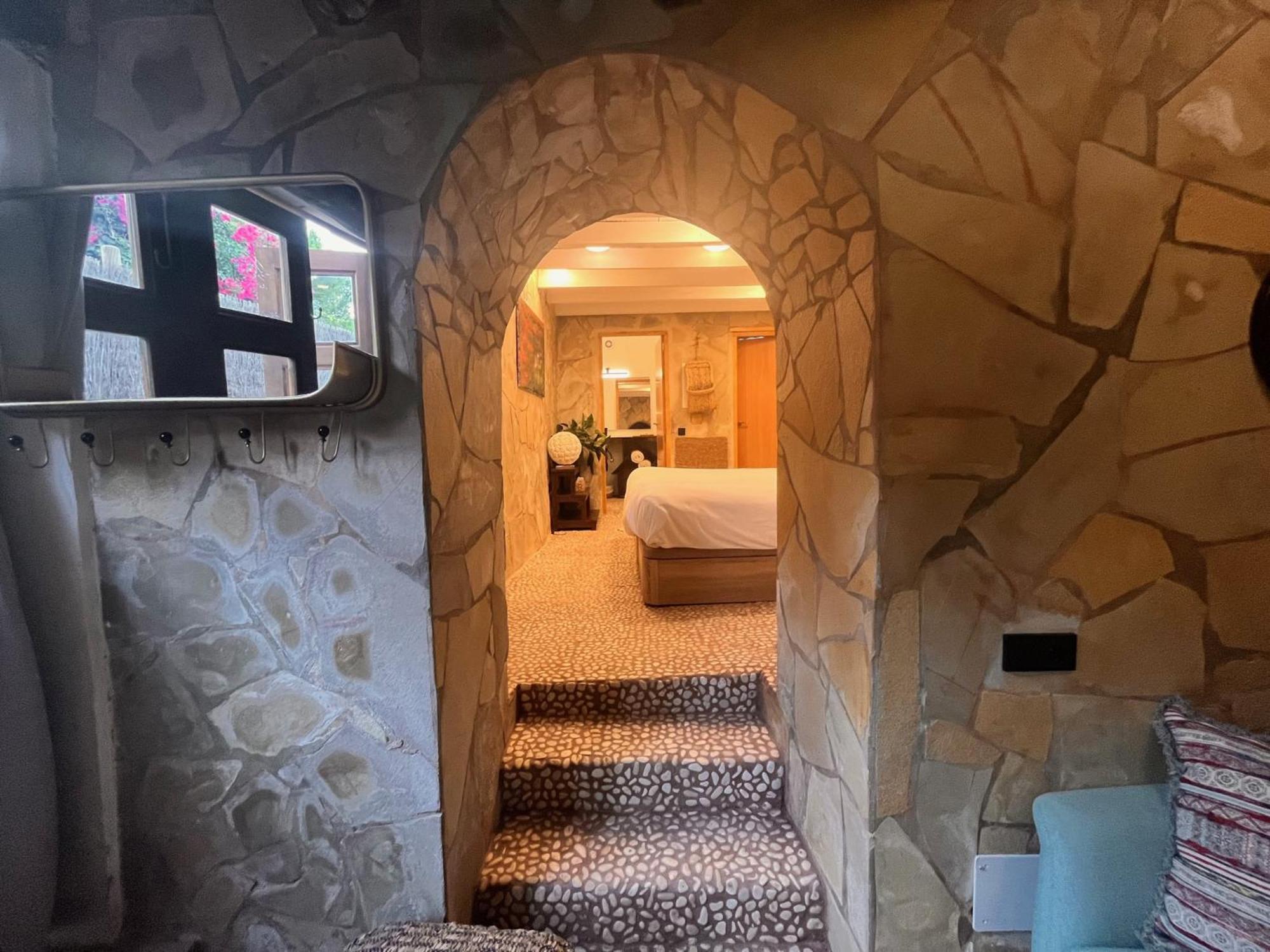 Boutique Hostal La Curandera De Salinas Sant Francesc de s'Estany Екстериор снимка