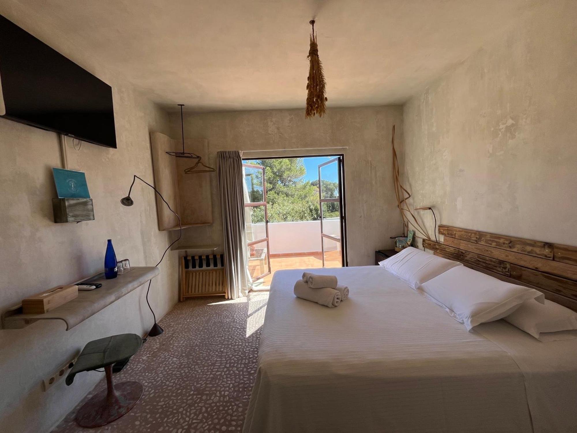Boutique Hostal La Curandera De Salinas Sant Francesc de s'Estany Екстериор снимка