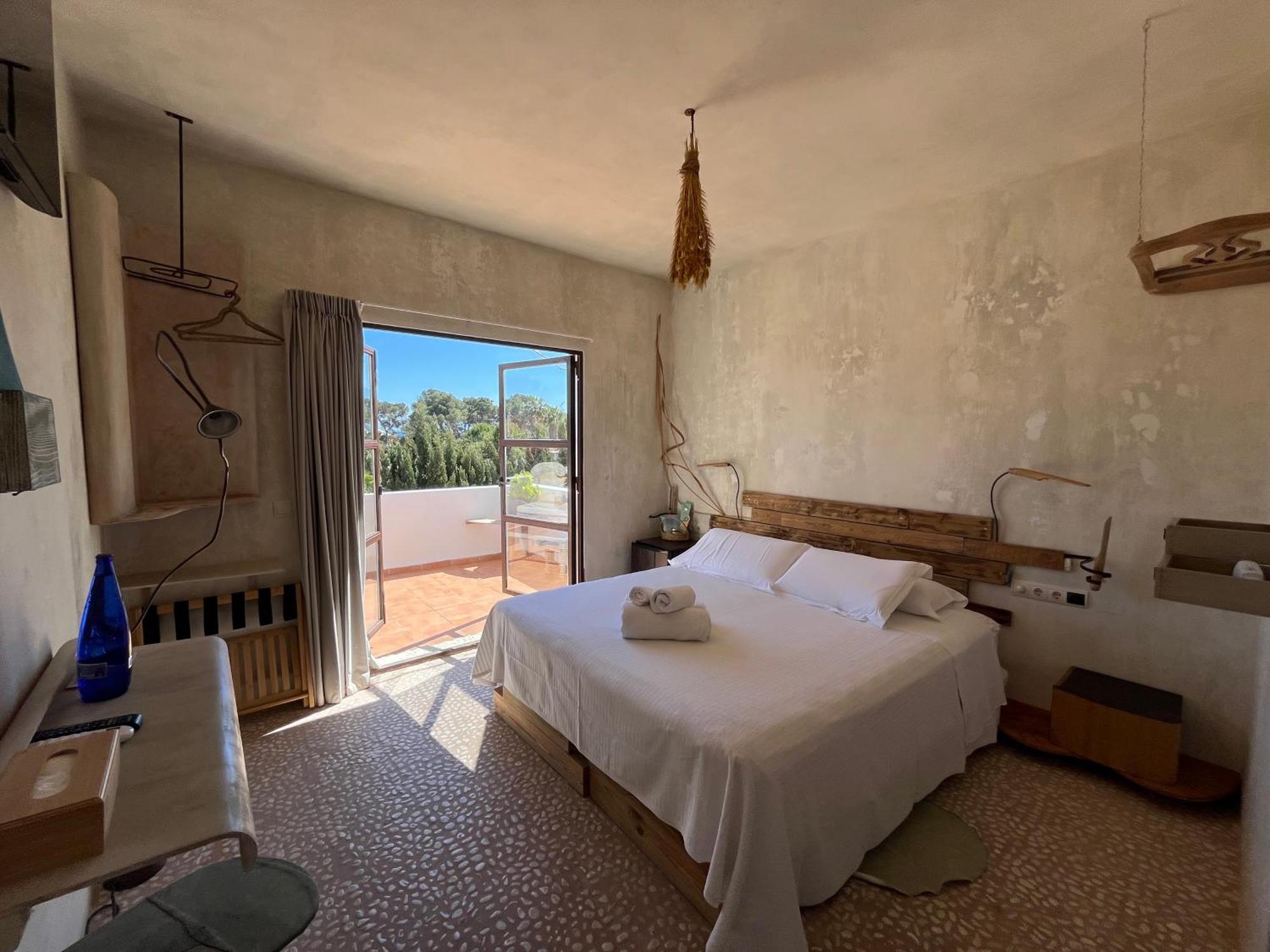Boutique Hostal La Curandera De Salinas Sant Francesc de s'Estany Екстериор снимка
