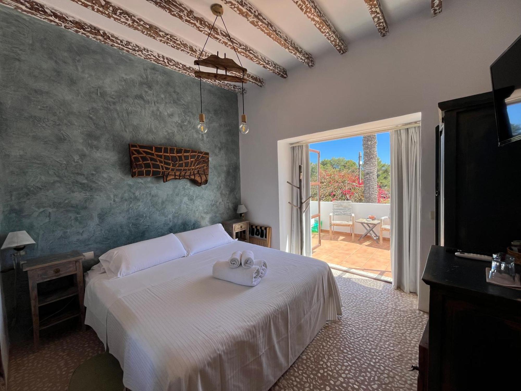 Boutique Hostal La Curandera De Salinas Sant Francesc de s'Estany Екстериор снимка